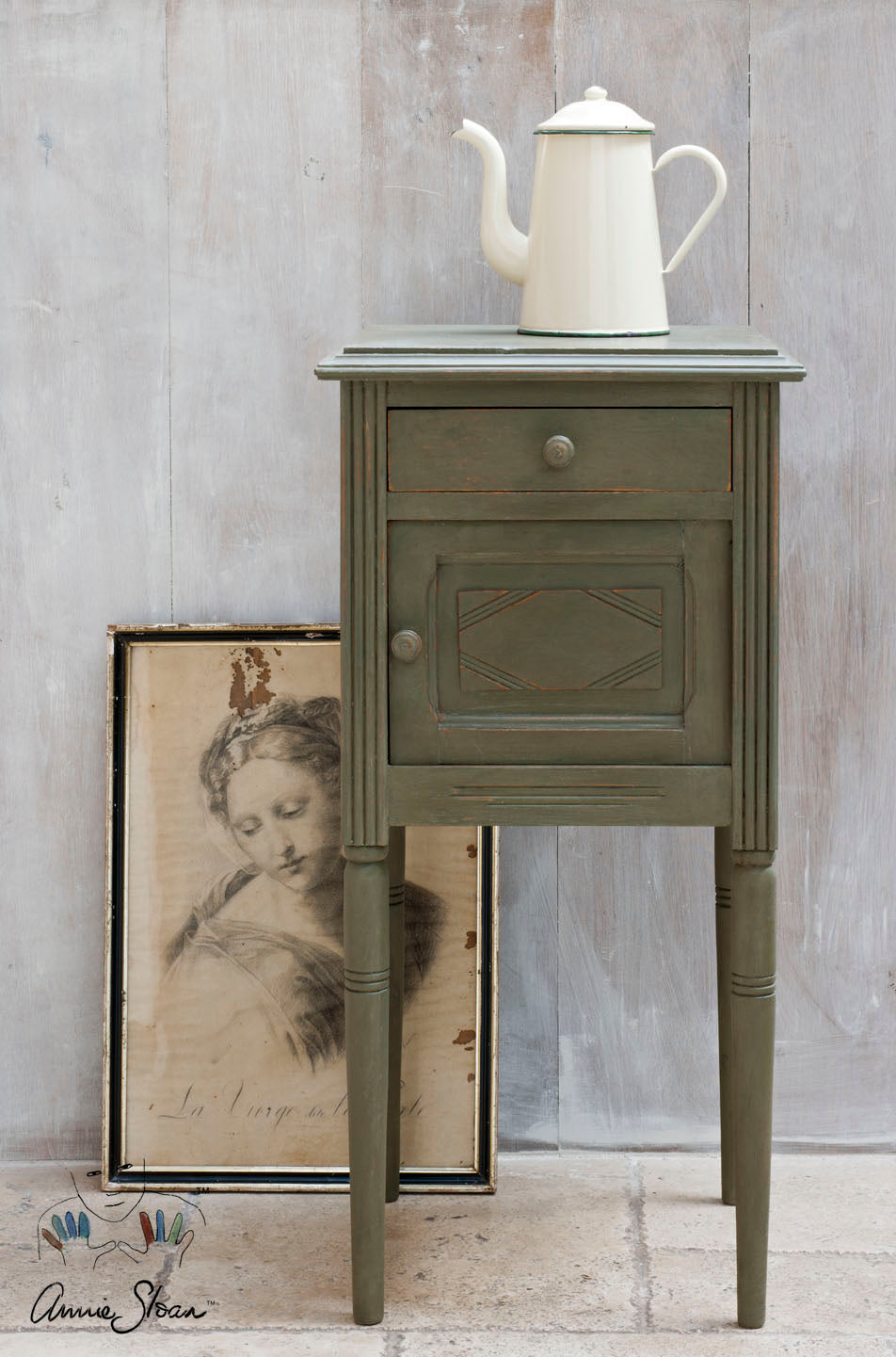 Chalk Paint® by Annie Sloan