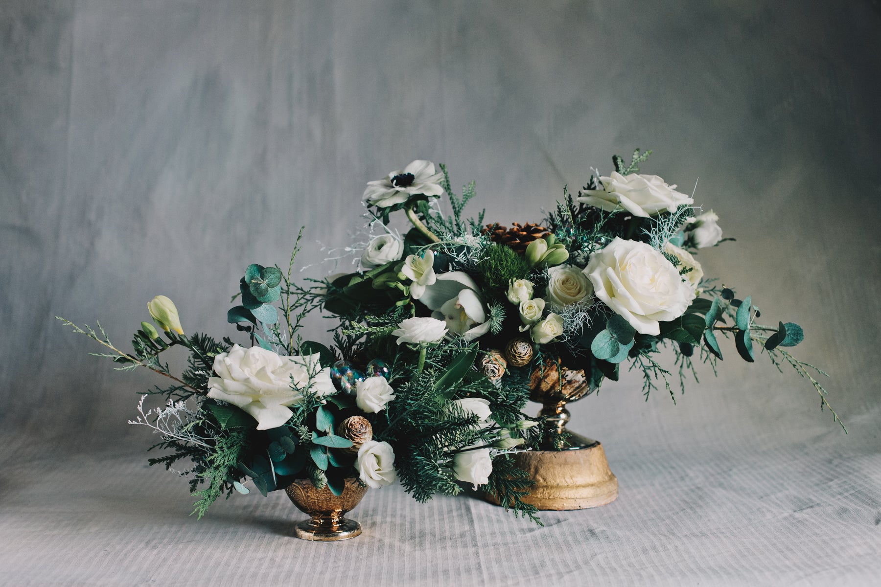 "Vintage Christmas" Holiday Arrangement